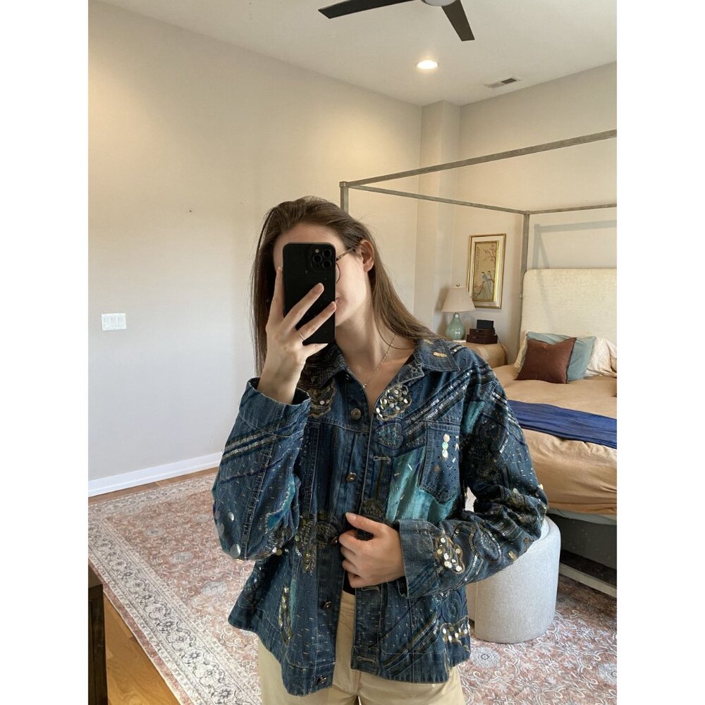 Chico’s Design Denim Jacket Size 2 Embellished Felt & Bedazzled Details - Picture 13 of 14